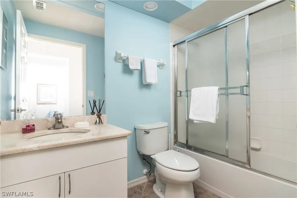 2585 Old Groves Road Naples FL 34109