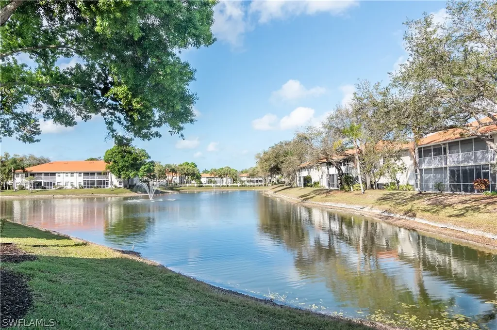 2585 Old Groves Road Naples FL 34109
