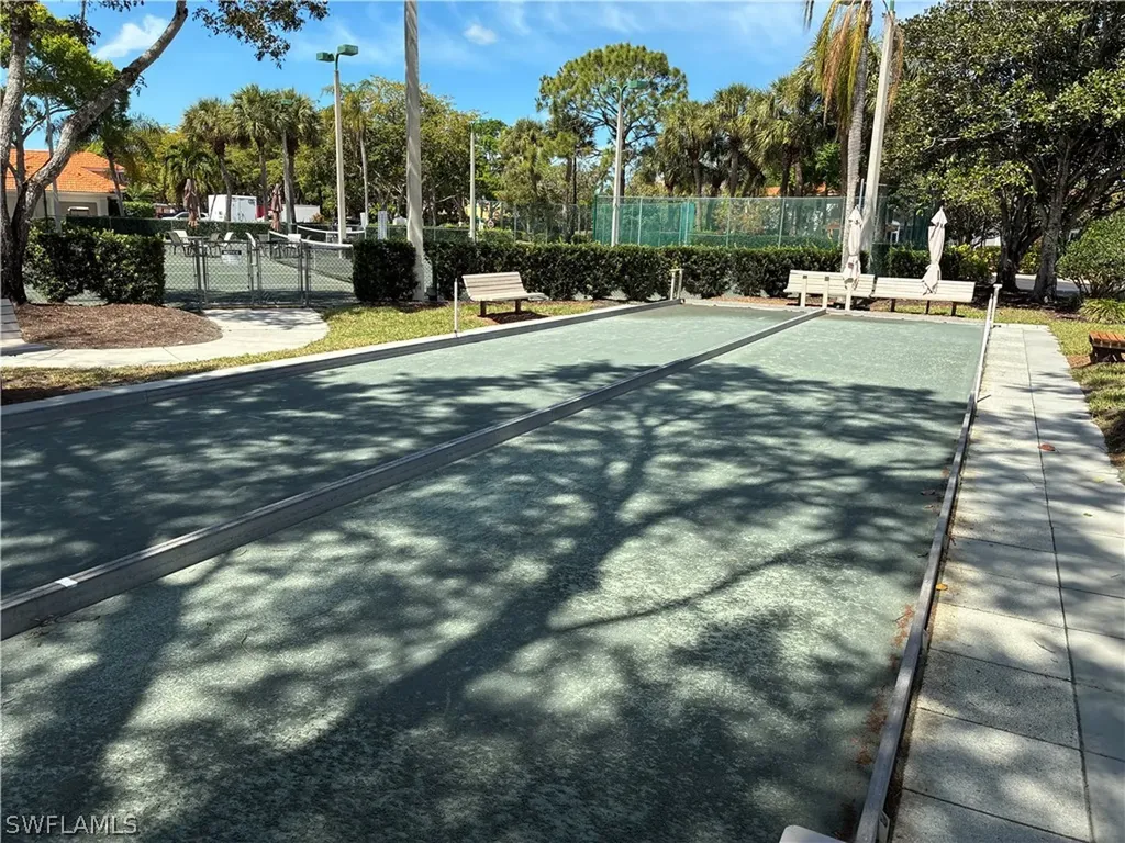 2585 Old Groves Road Naples FL 34109