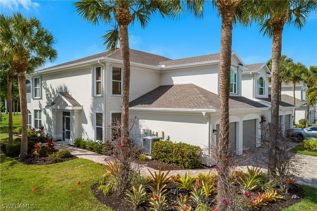 Estero FL, 22992 Lone Oak Drive