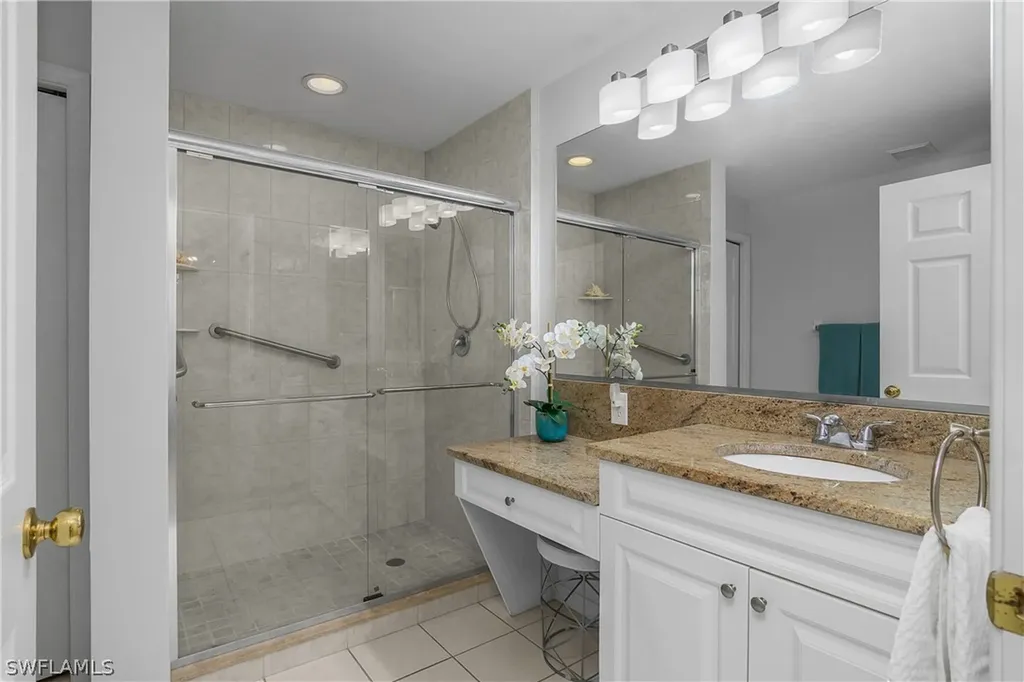 22992 Lone Oak Drive Estero FL 33928