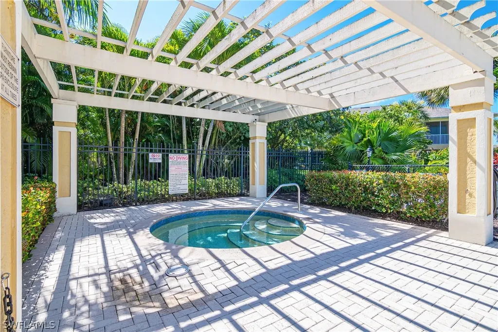 22992 Lone Oak Drive Estero FL 33928