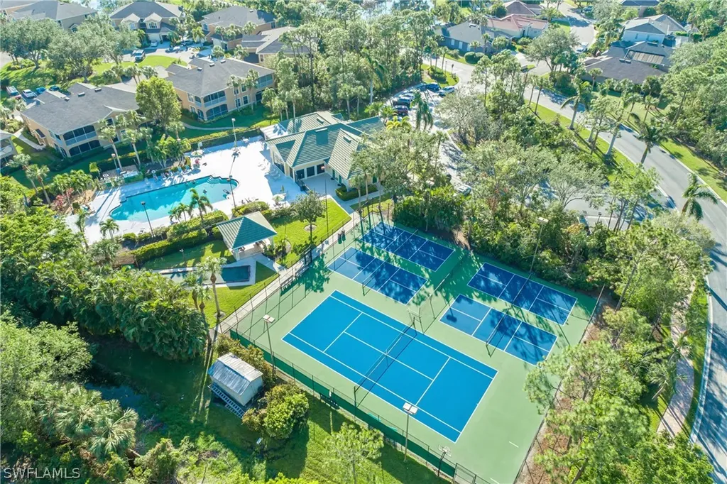 22992 Lone Oak Drive Estero FL 33928