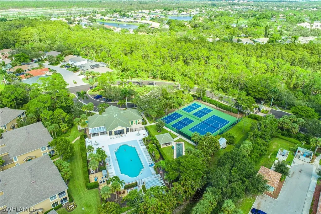 22992 Lone Oak Drive Estero FL 33928