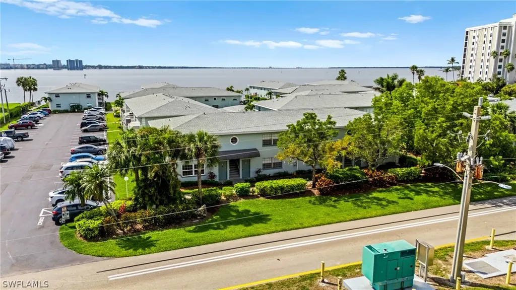 3322 N Key Drive North Fort Myers FL 33903