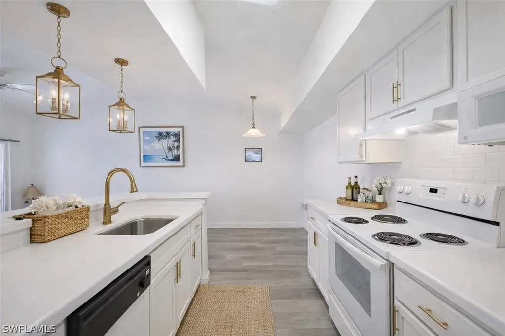 4645 Saint Croix Lane Naples FL 34109