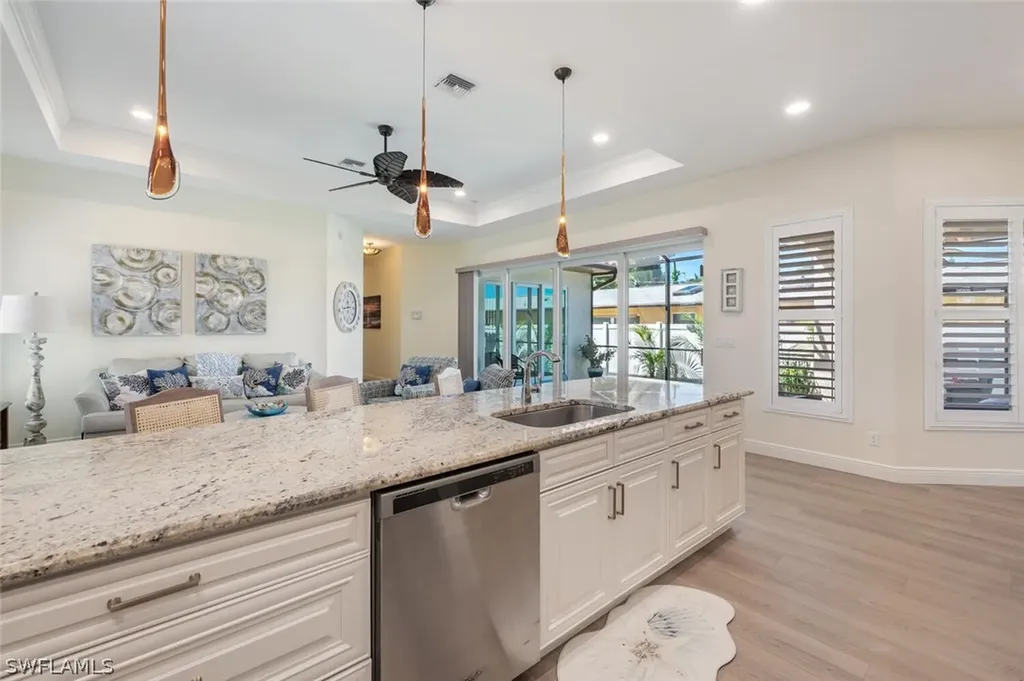 730 95th Avenue N Naples FL 34108