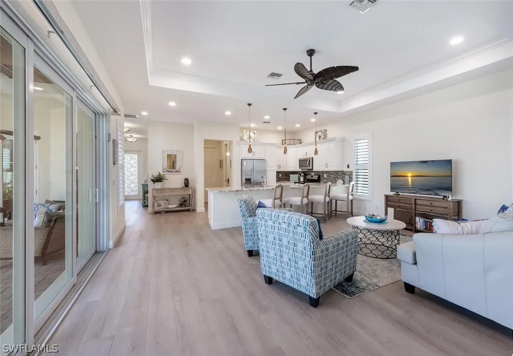 730 95th Avenue N Naples FL 34108
