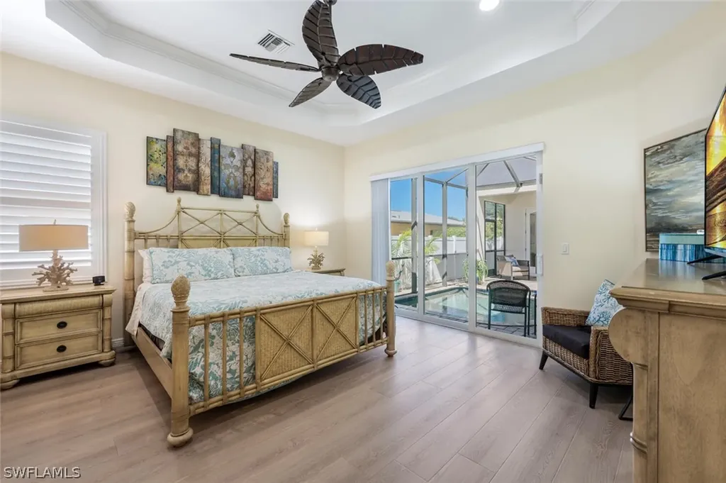 730 95th Avenue N Naples FL 34108