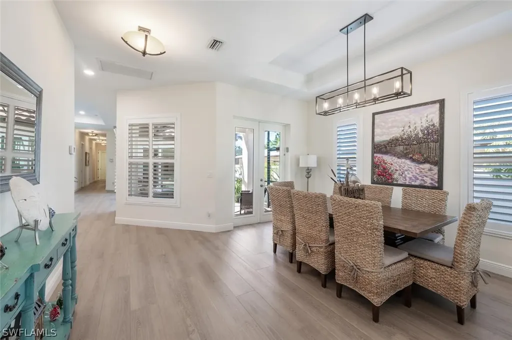 730 95th Avenue N Naples FL 34108