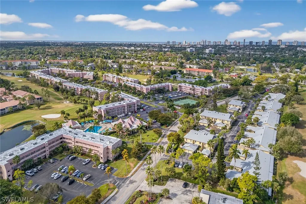 177 Forest Lakes Boulevard Naples FL 34105
