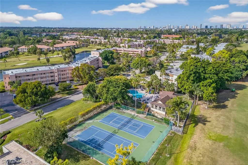 177 Forest Lakes Boulevard Naples FL 34105