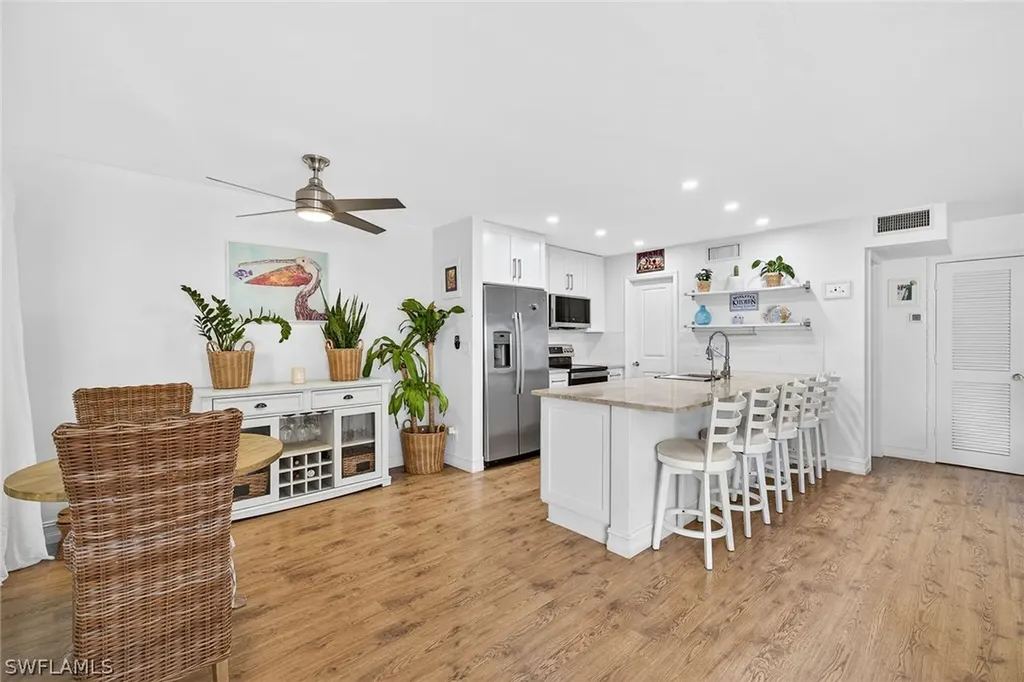 177 Forest Lakes Boulevard Naples FL 34105