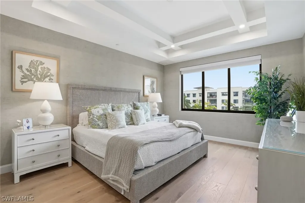 1115 Central Avenue Naples FL 34102