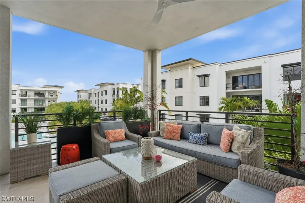 1115 Central Avenue Naples FL 34102