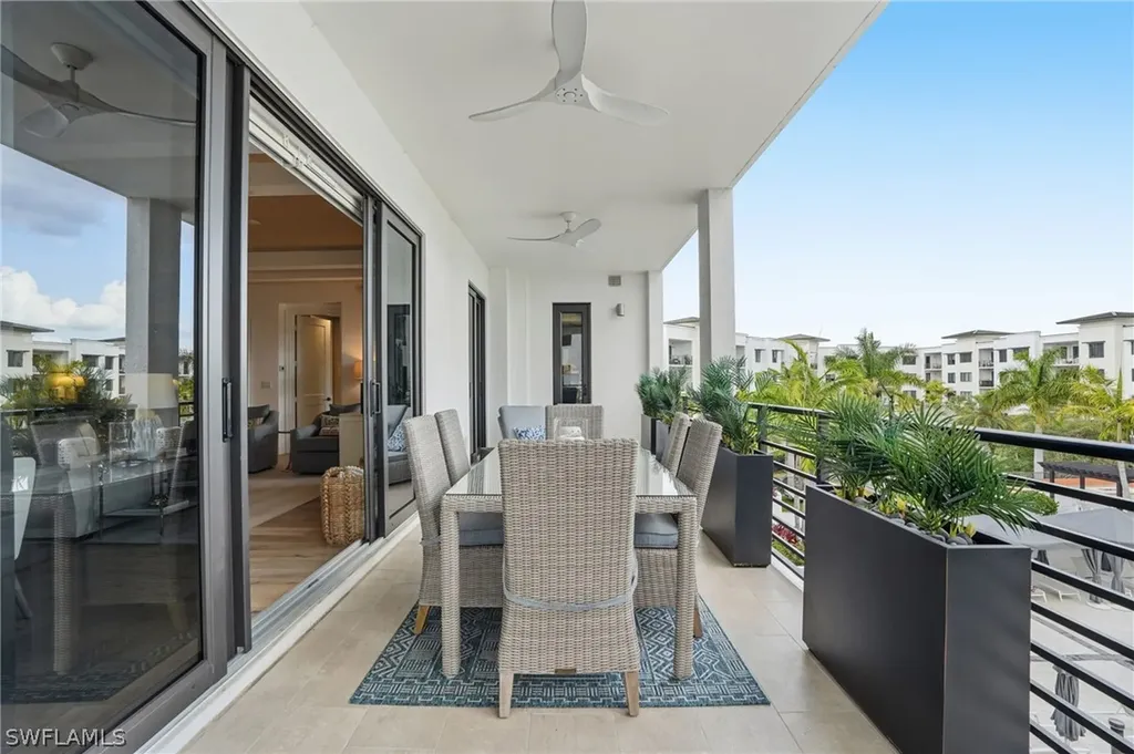 1115 Central Avenue Naples FL 34102