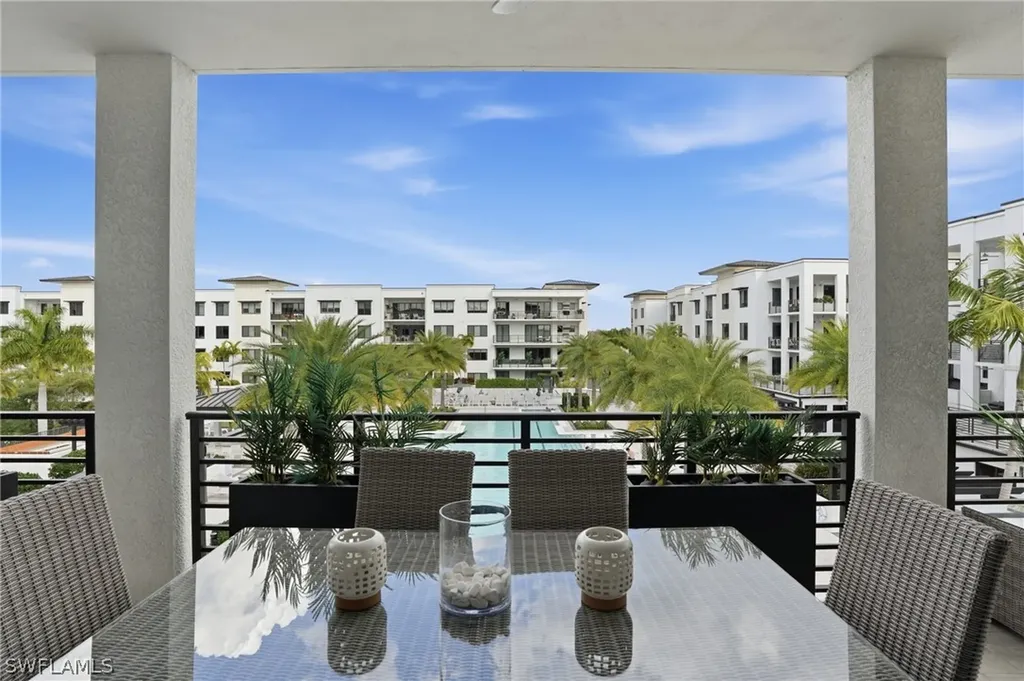 1115 Central Avenue Naples FL 34102