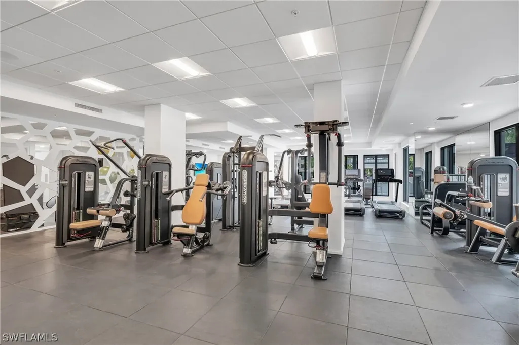 1115 Central Avenue Naples FL 34102