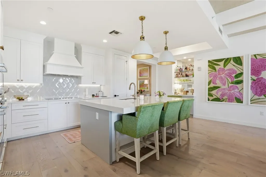 1115 Central Avenue Naples FL 34102