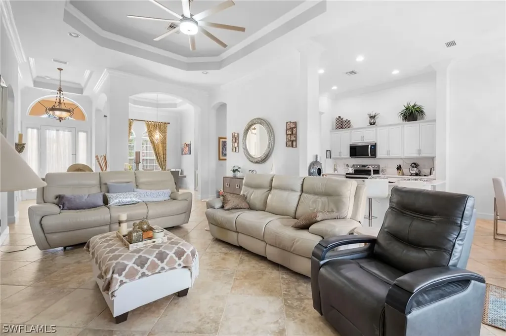 8095 Piedmont Drive Naples FL 34104