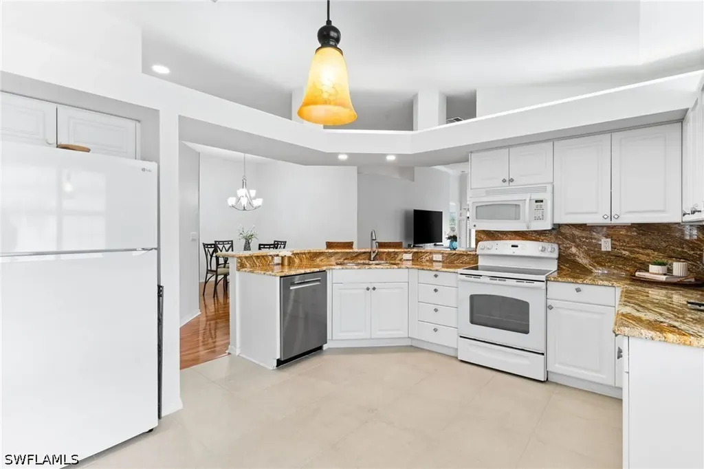 6808 Satinleaf Road S Naples FL 34109