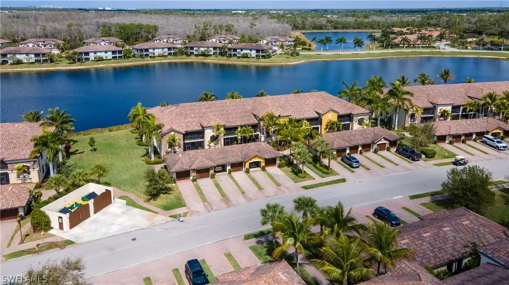 9517 Avellino Way Naples FL 34113