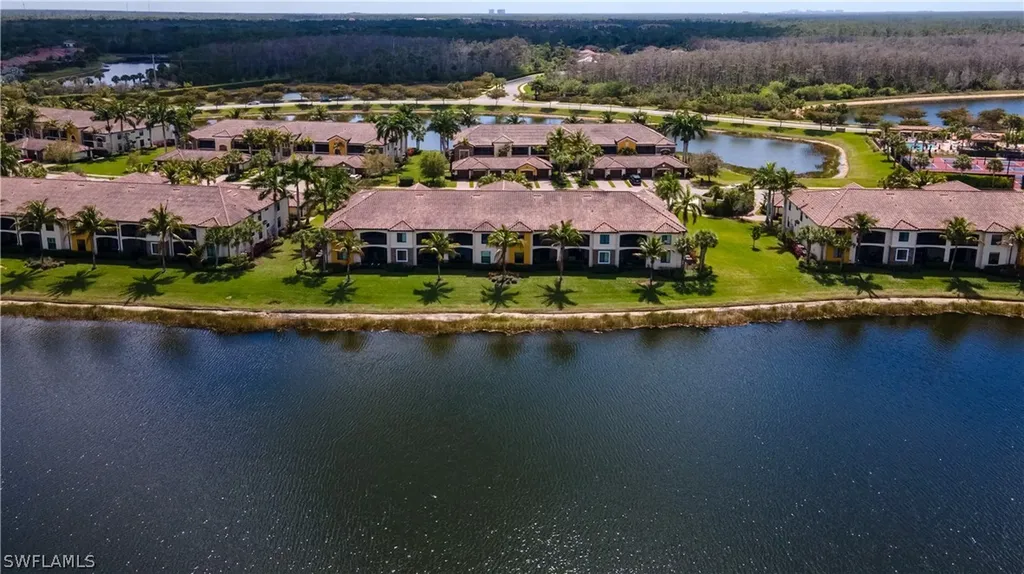 9517 Avellino Way Naples FL 34113