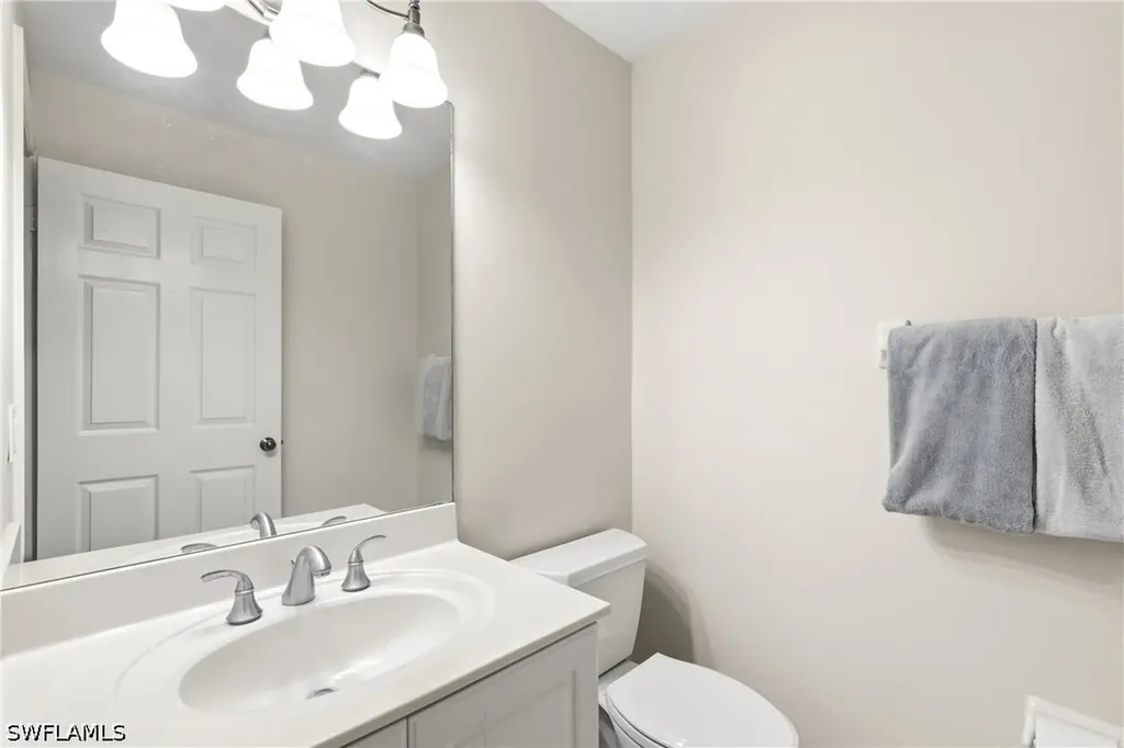 203 Via Perignon Naples FL 34119