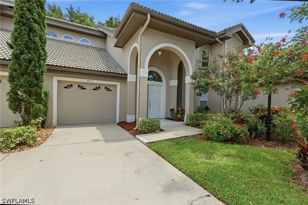 203 Via Perignon Naples FL 34119