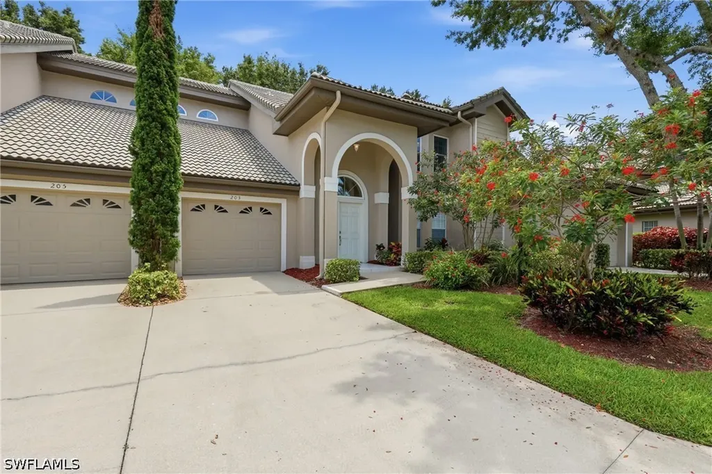 203 Via Perignon Naples FL 34119