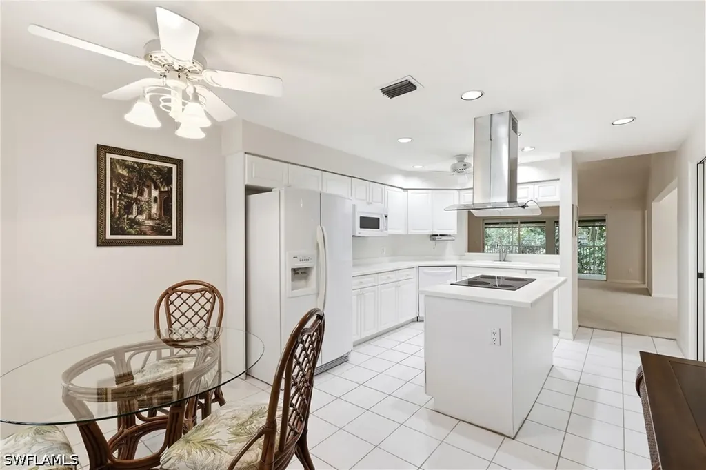 203 Via Perignon Naples FL 34119