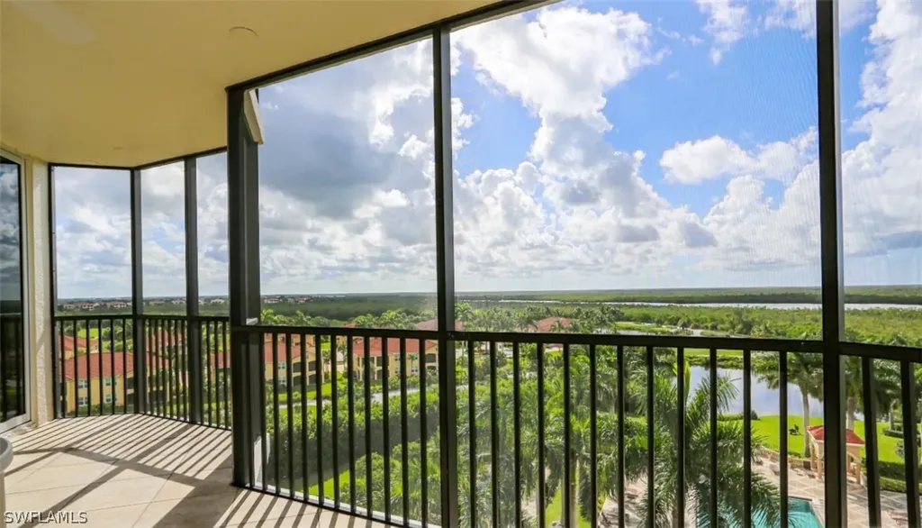 Naples FL, 1060 Borghese Lane, Unit 603