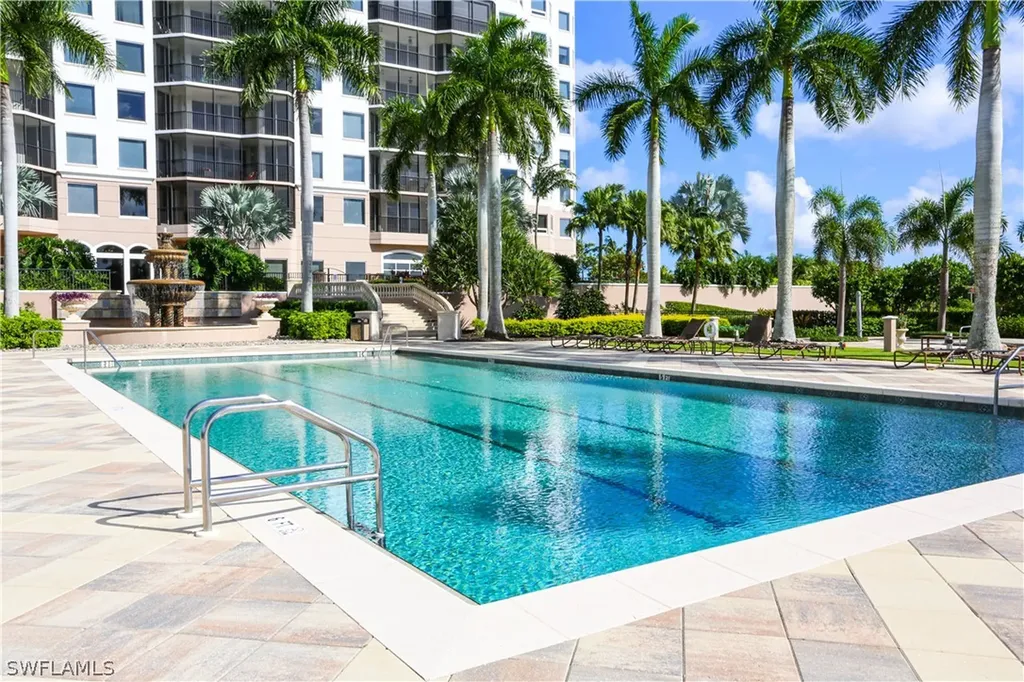 1060 Borghese Lane Naples FL 34114