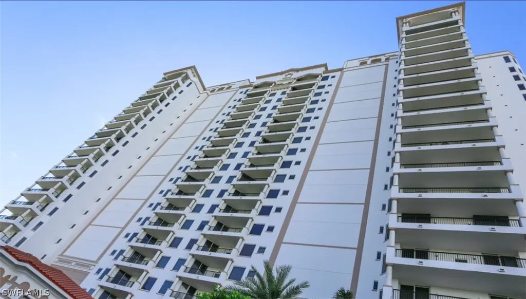 1060 Borghese Lane Naples FL 34114