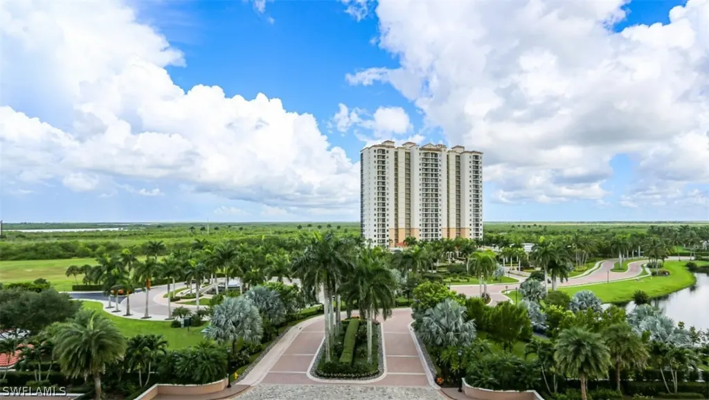 1060 Borghese Lane Naples FL 34114