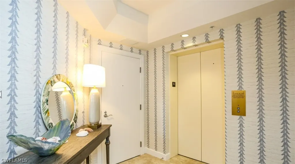 1060 Borghese Lane Naples FL 34114