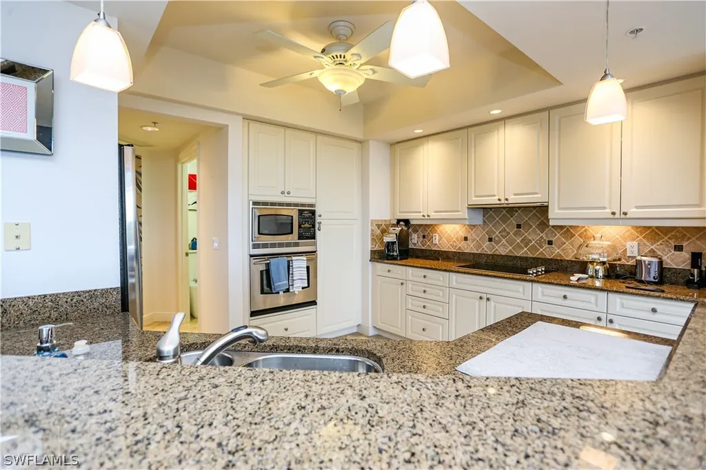 1060 Borghese Lane Naples FL 34114