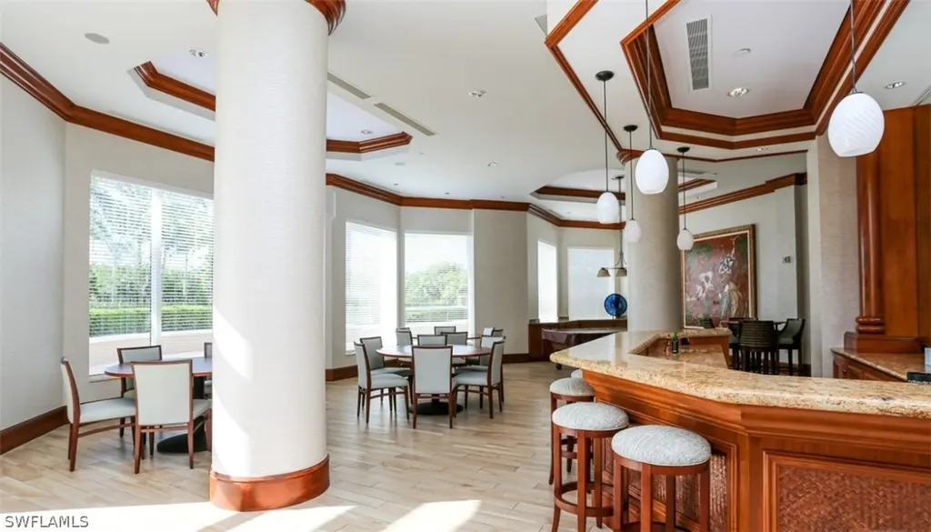 1060 Borghese Lane Naples FL 34114
