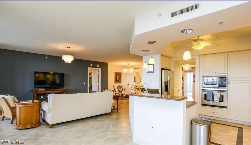 1060 Borghese Lane Naples FL 34114