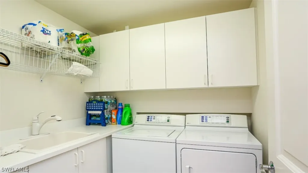 1060 Borghese Lane Naples FL 34114