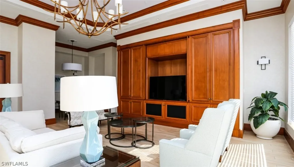 1060 Borghese Lane Naples FL 34114