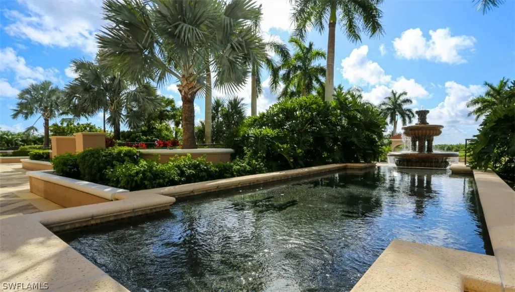 1060 Borghese Lane Naples FL 34114