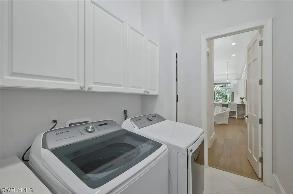 109 Greenfield Court Naples FL 34110