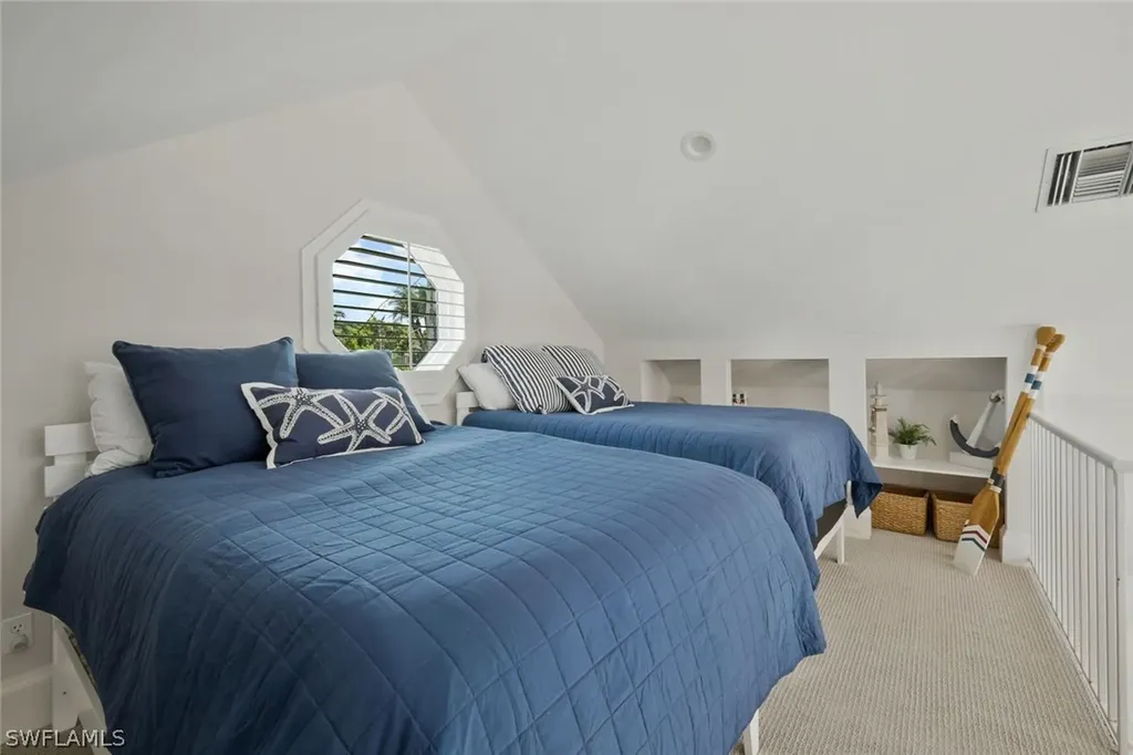 109 Greenfield Court Naples FL 34110