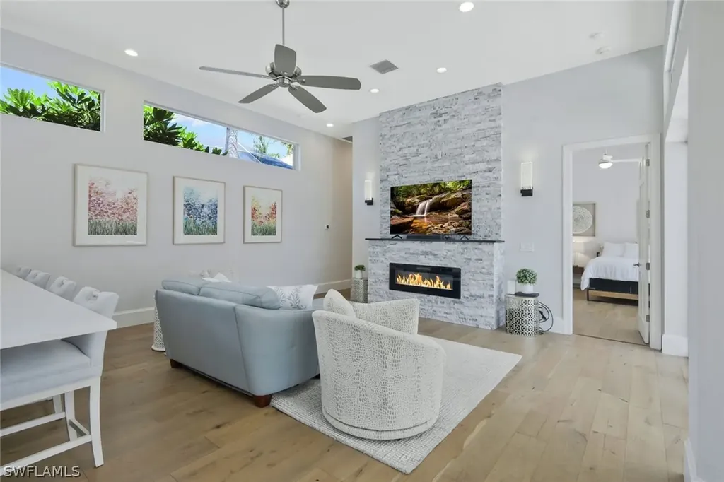 109 Greenfield Court Naples FL 34110