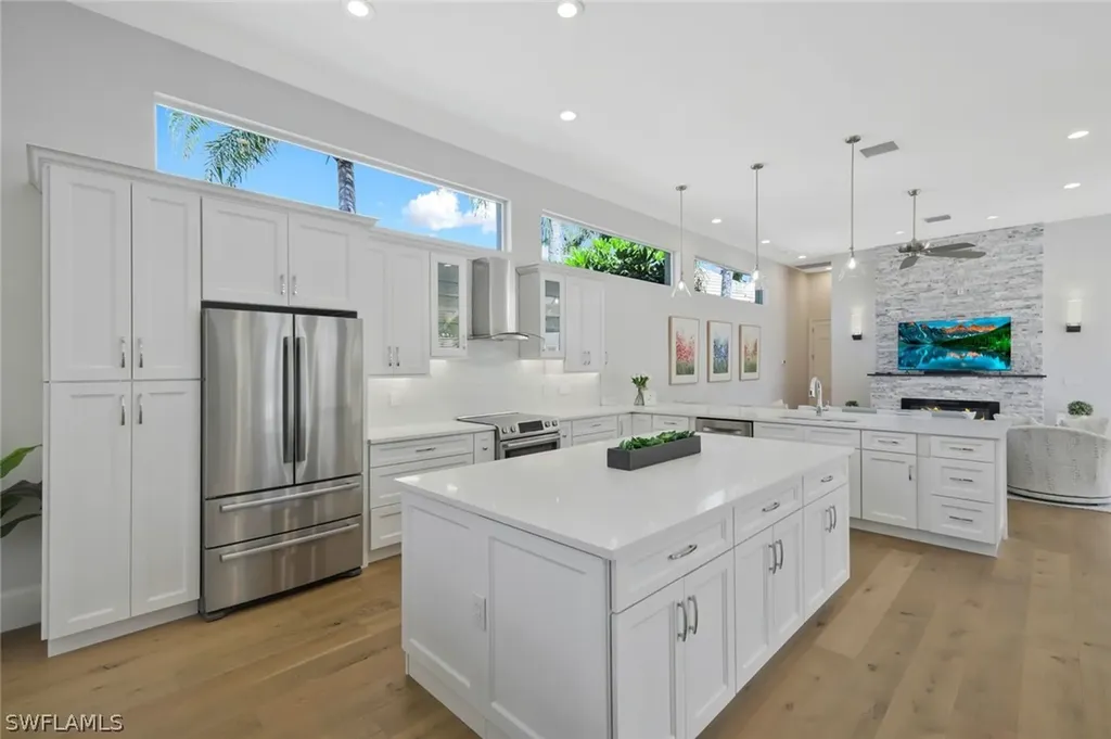 109 Greenfield Court Naples FL 34110