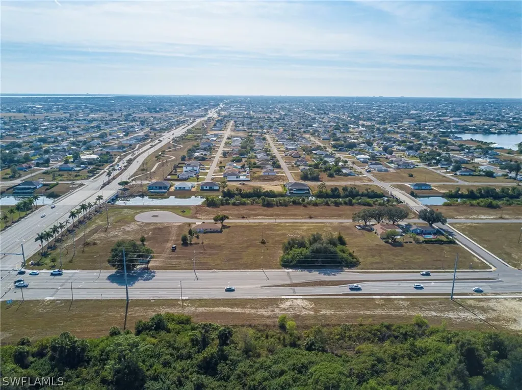 1518 Kismet Parkway E Cape Coral FL 33909