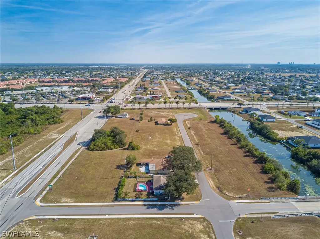 1518 Kismet Parkway E Cape Coral FL 33909