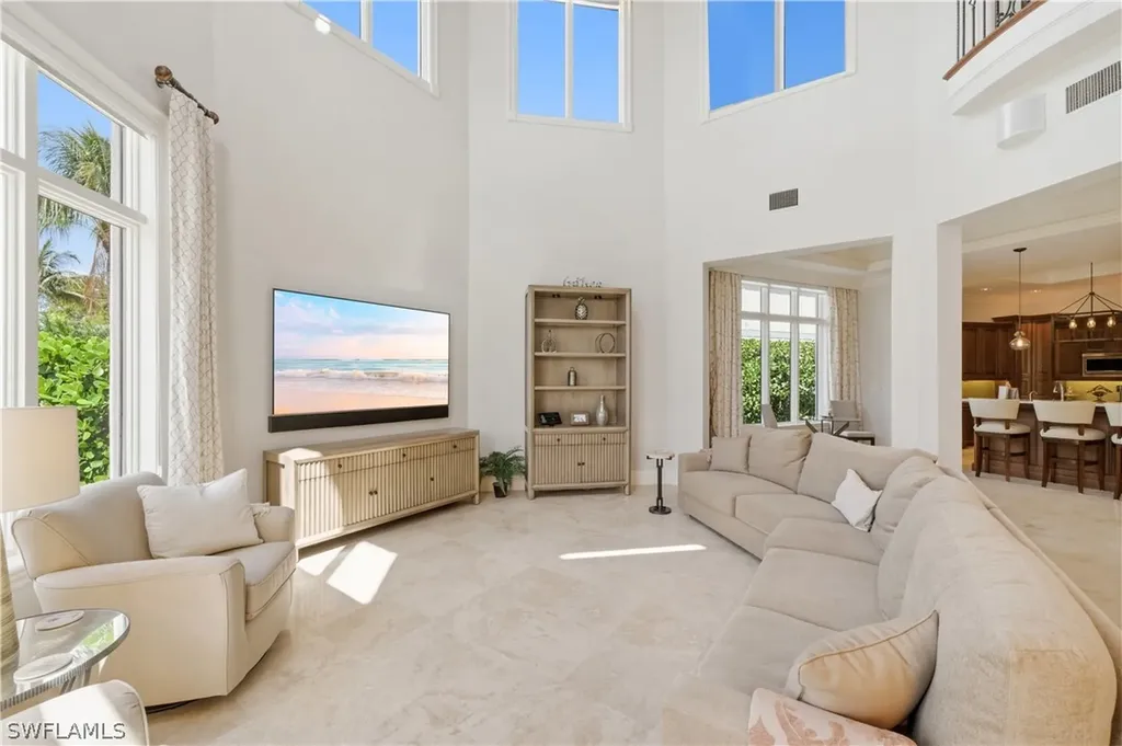 361 Pirates Bight Naples FL 34103