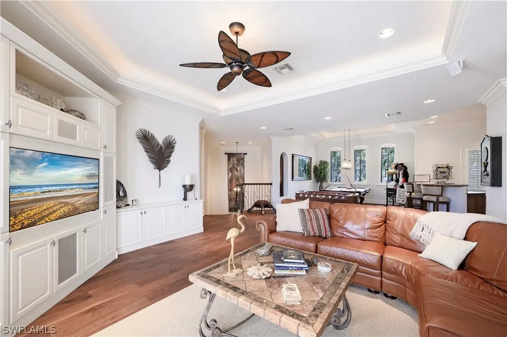 361 Pirates Bight Naples FL 34103